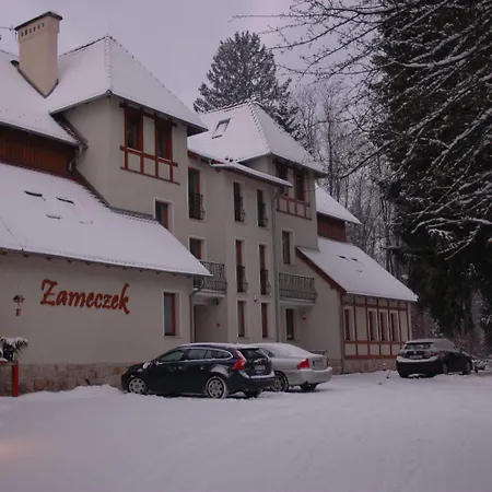 Semesteranläggning (resort) Zameczek 3*