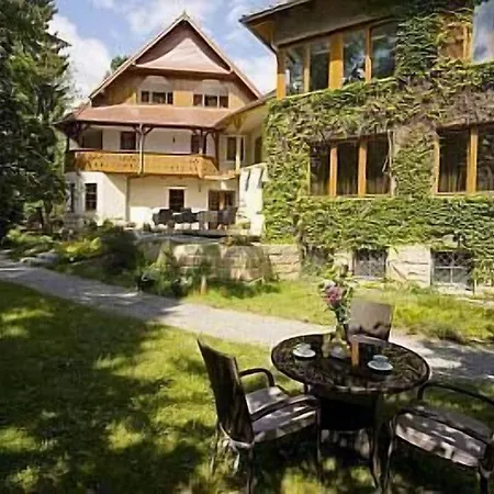 Zameczek 3* Polanica-Zdrój